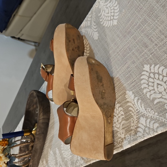 Michael Kors Shoes - Picture 5 of 6